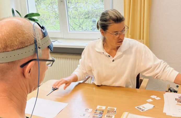 Sprach- und Schluckstörungen behandeln